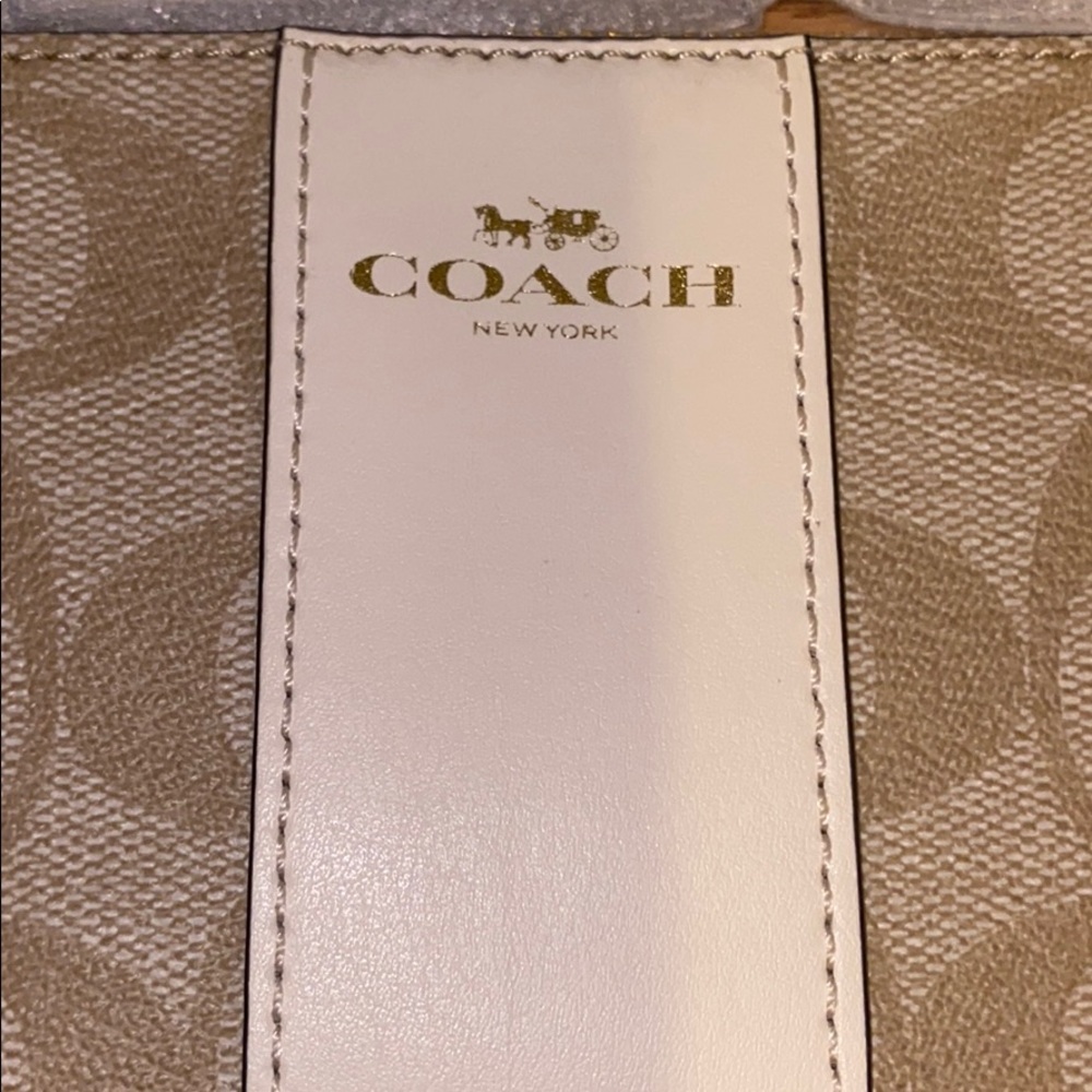 SOLD~ COACH Signature Canvas White/ Khaki Wristlet - Picture 6 of 8